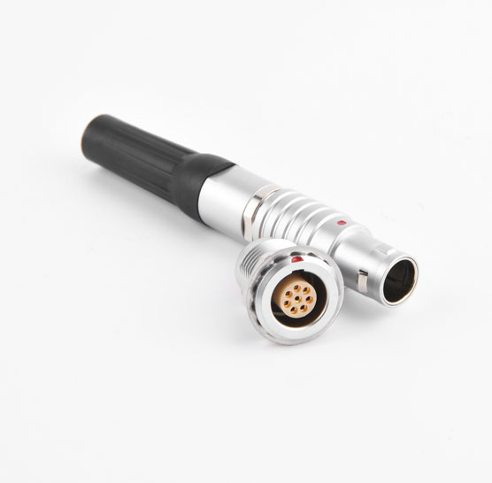 航空連接器的尾部附件要擰多緊？